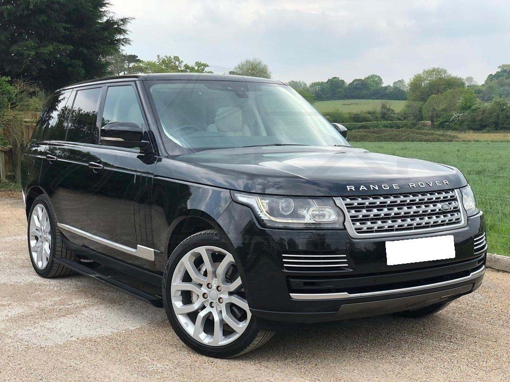 SOLD 8914 Land Rover Range Rover Vogue SDV8 SE 4367CC, Automatic