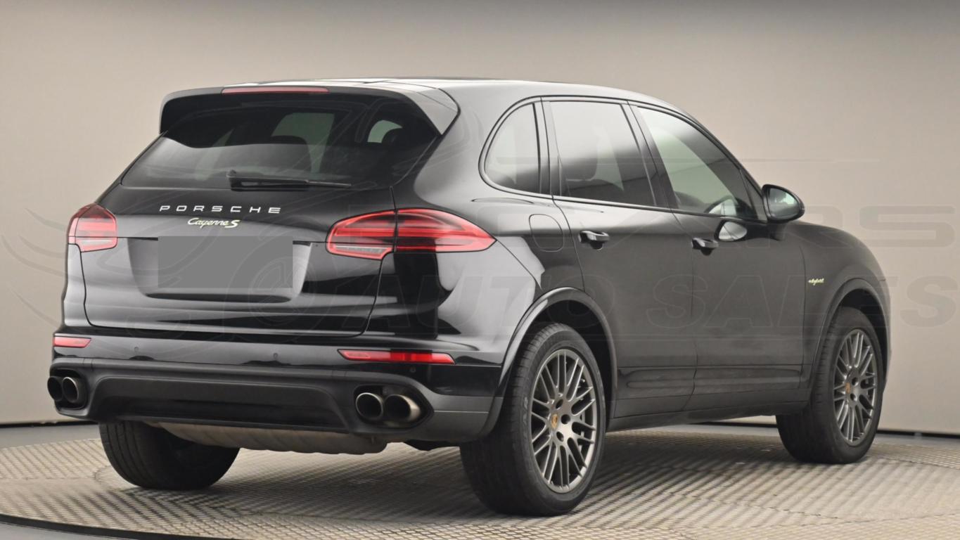 SOLD 6253 Porsche Cayenne S EHybrid Platinum Edition 2995CC